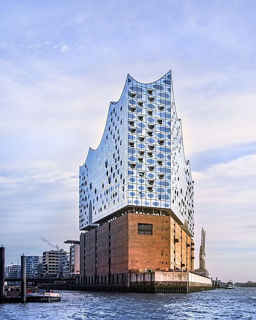 A new Hamburg landmark: The Elbphilharmonie. © Thies Rätzke